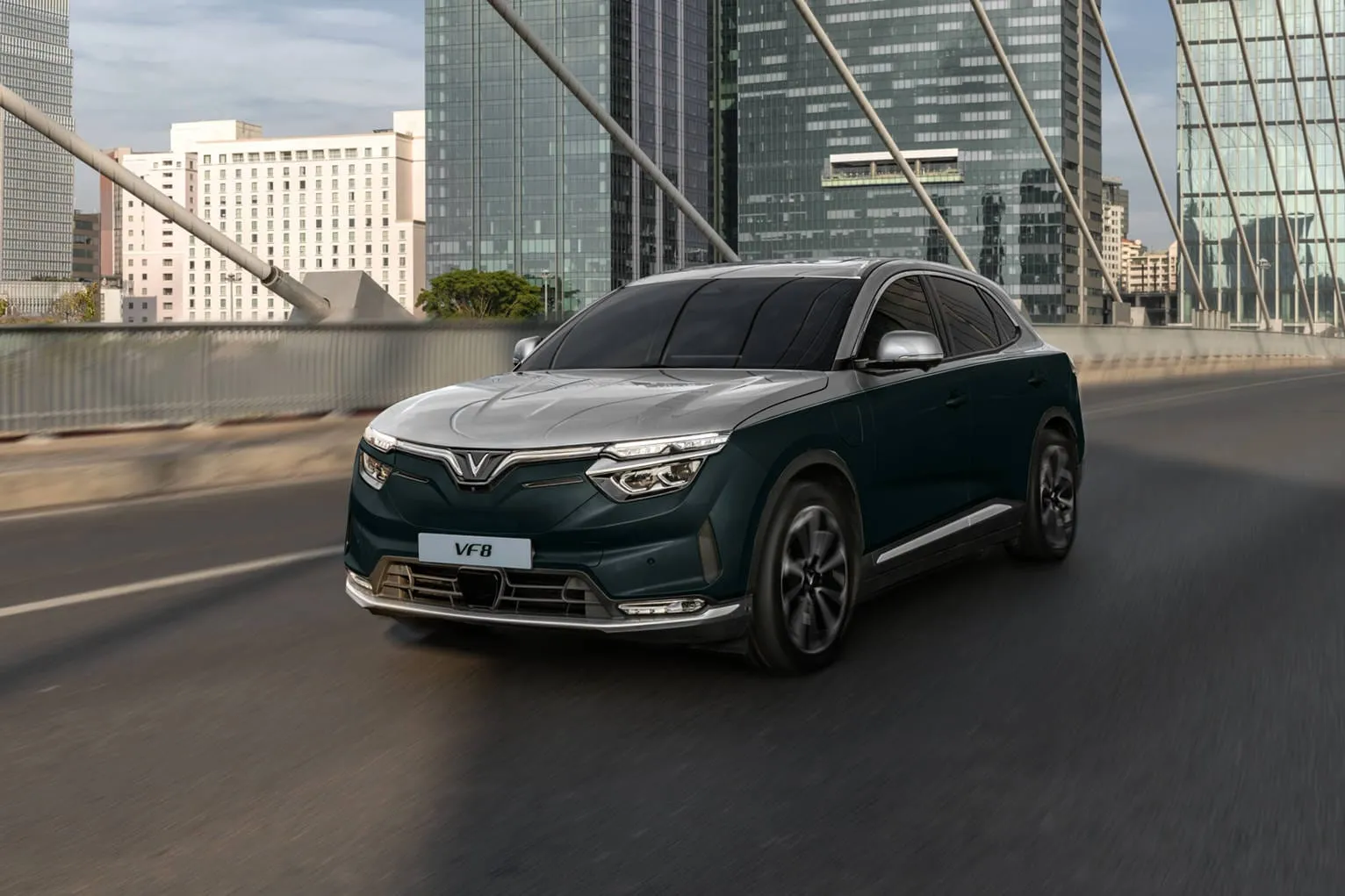 Giá lăn bánh xe Vinfast VF8 mới nhất 2025